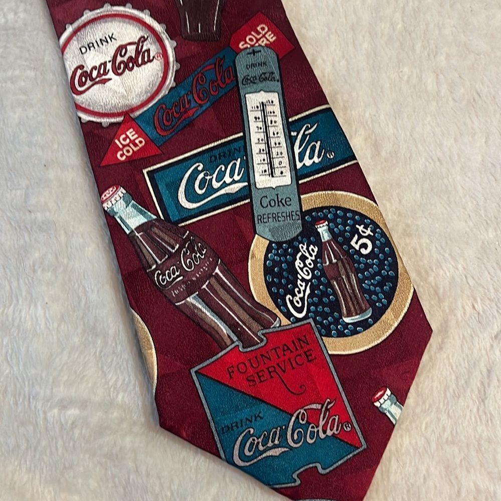 Coca Cola neck tie - Picture 5 of 7